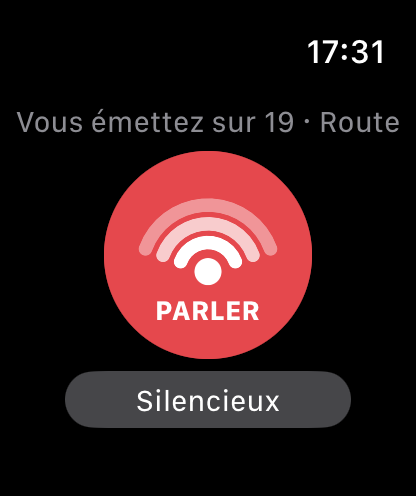 Apple Watch en émission sur le 19, bouton rouge